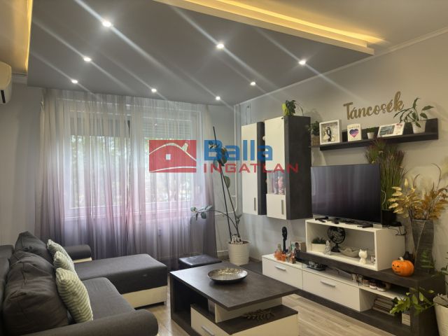 XV. Kerület (Újpalota) - Drégelyvár utca:  61 m²-es társasházi lakás   (69'900'000 ,- Ft)