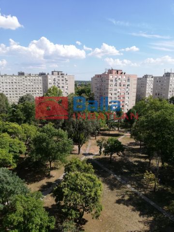 XV. Kerület (Újpalota) - Legénybíró utca:  69 m²-es társasházi lakás   (300'000 ,- Ft)