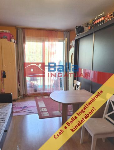 XVII. Kerület (Rákoskeresztúr) - Újlak utca:  37 m²-es társasházi lakás