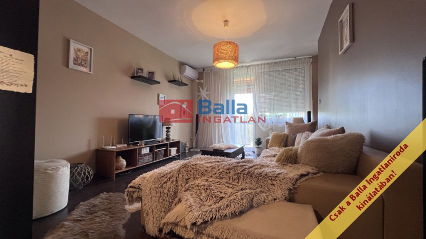 XVIII. Kerület (Szent Lőrinc-telep (KISZ-lakótelep)) - Baross utca:  54 m²-es társasházi lakás