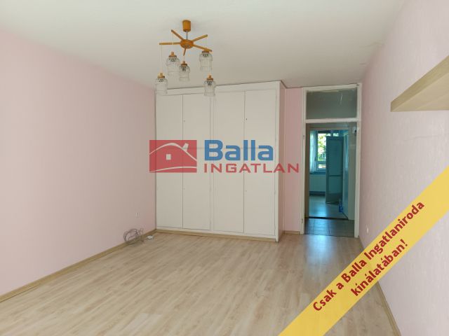 XX. Kerület (Gubacsipuszta) - Ábrahám Géza utca:  56 m²-es társasházi lakás   (49'900'000 ,- Ft)