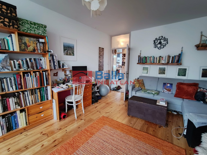 XX. Kerület (Vécsey/Eperjes u-i lakótelep) - Csendes környéken:  56 m&sup2;-es társasházi lakás   (65'000'000 ,- Ft)