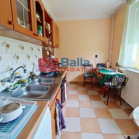 XXI. Kerület (Csillagtelep) - Csillagtelep központjában:  56 m²-es társasházi lakás   (54'990'000 ,- Ft)