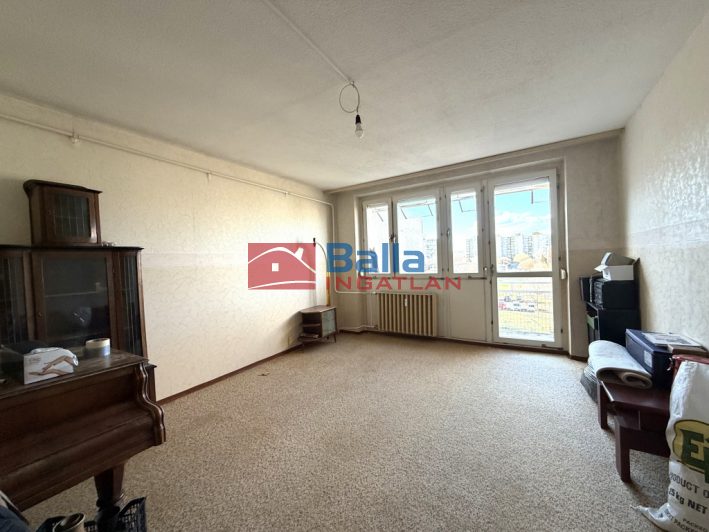 XXI. Kerület (Csillagtelep) - Nyírfa utca:  62 m&sup2;-es társasházi lakás   (61'000'000 ,- Ft)