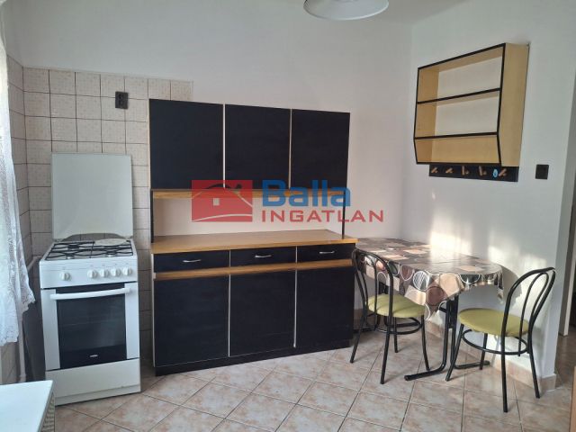XXI. Kerület (Csillagtelep) - ORION utca:  46 m²-es társasházi lakás   (150'000 ,- Ft)