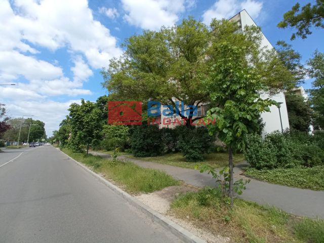 XXI. Kerület (Katona József lakótelep) - KATONA JÓZSEF utca:  45 m²-es társasházi lakás   (44'900'000 ,- Ft)