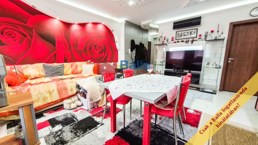 Dunakeszi - Szent István utca:  56 m²-es társasházi lakás   (74'000'000 ,- Ft)