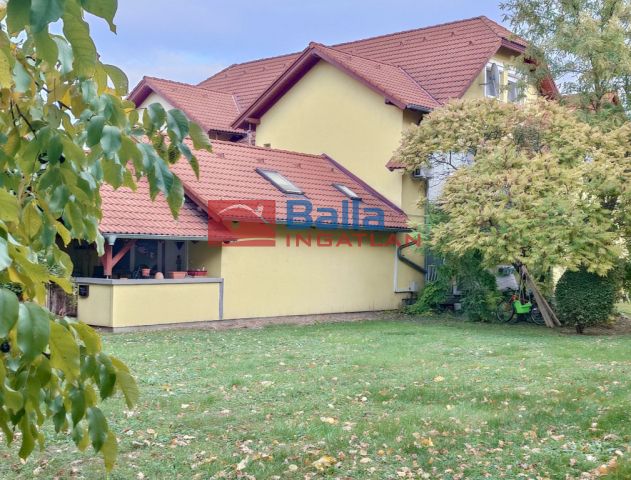 Gárdony - Kossuth utca:  40 m²-es társasházi lakás   (44'900'000 ,- Ft)