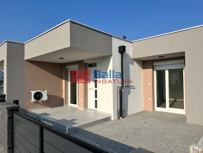 Hatvan - Géza fejedelem utca:  38 m&sup2;-es társasházi lakás   (43'500'000 ,- Ft)