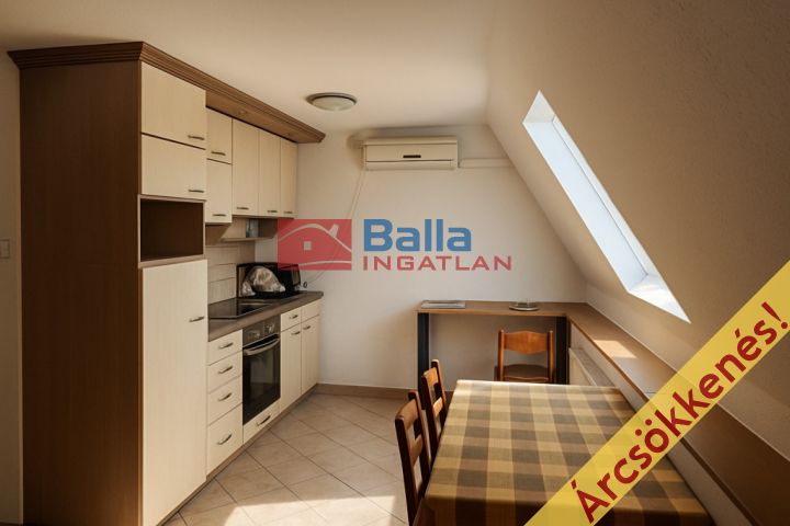 Kistarcsa - Kistarcsa, városközpont utca:  33 m²-es társasházi lakás   (39'900'000 ,- Ft)