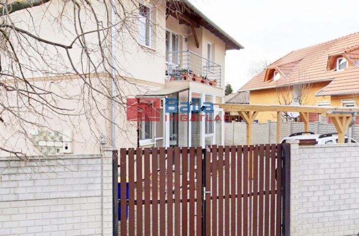 Maglód - Zrinyi utca:  88 m²-es társasházi lakás   (75'900'000 ,- Ft)