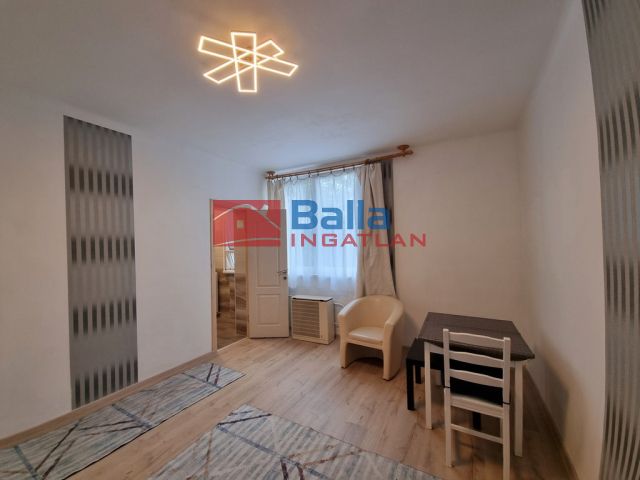 Nyíregyháza - Deák Ferenc utca:  27 m²-es társasházi lakás   (110'000 ,- Ft)
