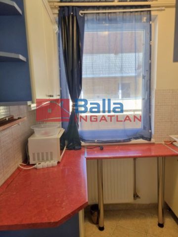 Nyíregyháza - Vasvári Pál utca:  51 m²-es társasházi lakás   (140'000 ,- Ft)