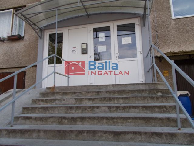 Ózd - Vasvár út:  54 m²-es társasházi lakás   (9'900'000 ,- Ft)
