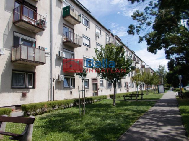 Szigetszentmiklós - Központ közeli:  49 m²-es társasházi lakás   (49'900'000 ,- Ft)
