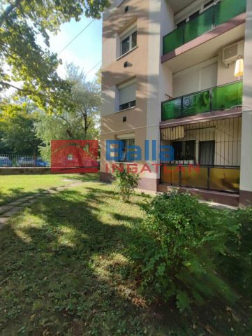 Szigetszentmiklós (Városközpont) - Iskola utca közeli utca:  55 m²-es társasházi lakás   (62'000'000 ,- Ft)