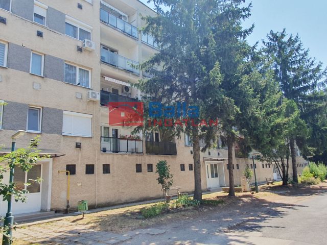 Tapolca - Dobó István lakótelep:  47 m²-es társasházi lakás   (29'900'000 ,- Ft)