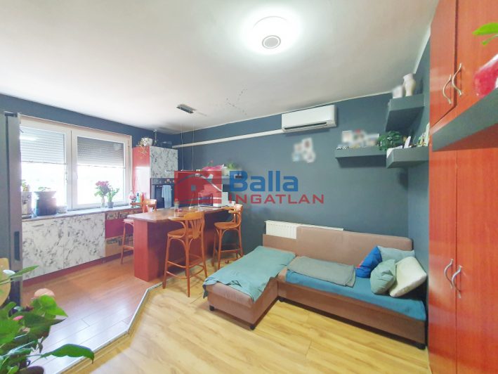 Tapolca - Dobó István lakótelep:  47 m&sup2;-es társasházi lakás   (29'900'000 ,- Ft)