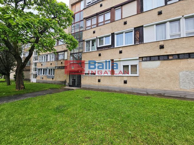 Vác - Harkály utca:  62 m²-es társasházi lakás   (69'800'000 ,- Ft)