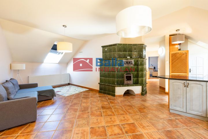 Vác - Hattyú utca utca:  94 m²-es társasházi lakás   (69'900'000 ,- Ft)