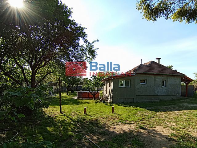 XVII. Kerület (Rákoshegy) - Rózsahegy utca:  4450 m²-es telek   (135'000'000 ,- Ft)