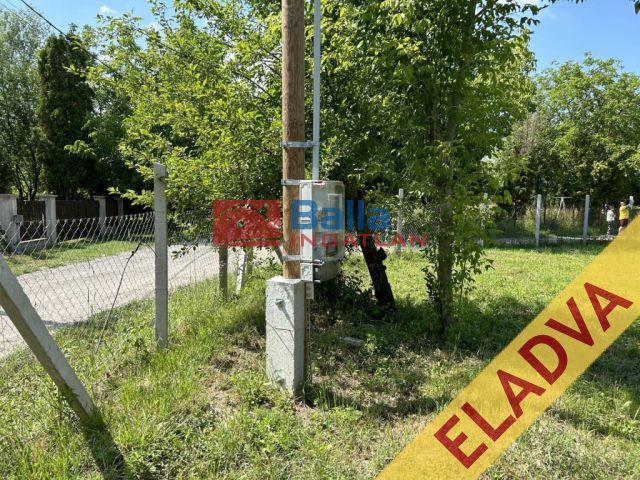 Dömsöd - Hársfa utca:  683 m²-es telek   (5'499'000 ,- Ft)