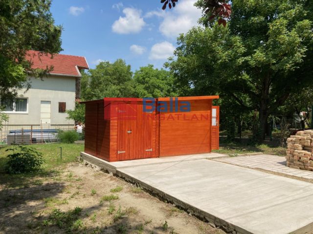 Gárdony (Agárd) - Balatoni út:  321 m²-es telek   (24'000'000 ,- Ft)