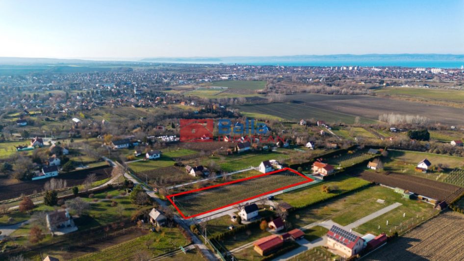 Siófok (Kiliti) - Csillaghegyi út:  3147 m&sup2;-es telek   (31'900'000 ,- Ft)