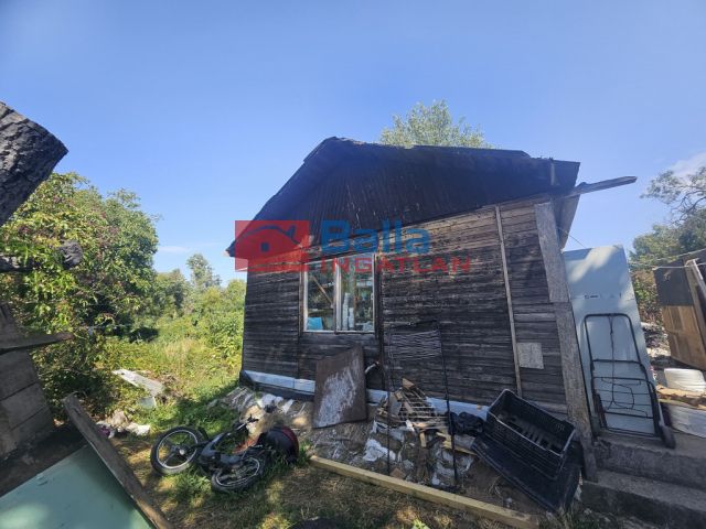 Szigetszentmiklós - Duna dűlő utca:  1001 m²-es telek   (18'000'000 ,- Ft)