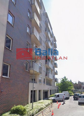 XIII. Kerület (Göncz Árpád városközpont) - Csata utca:  15 m²-es teremgarázs hely   (30'000 ,- Ft)