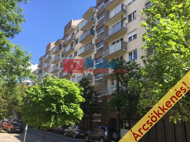 XIII. Kerület (Göncz Árpád városközpont) - Csata utca:  15 m²-es teremgarázs hely   (25'000 ,- Ft)