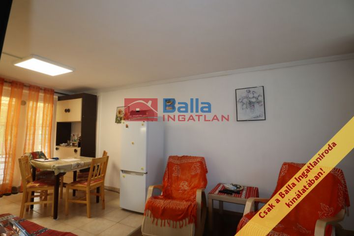 Ráckeve - Birsalma közhöz közeli utca:  43 m²-es üdülő