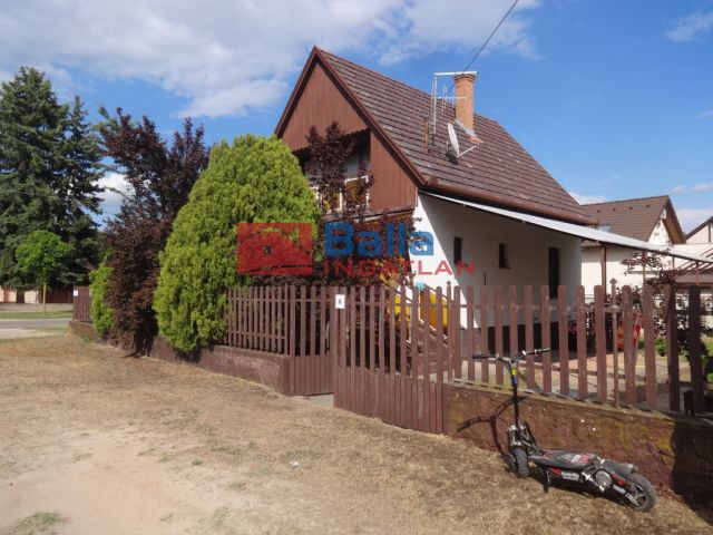 Tiszakécske - Harkály utca:  75 m²-es üdülő   (35'300'000 ,- Ft)