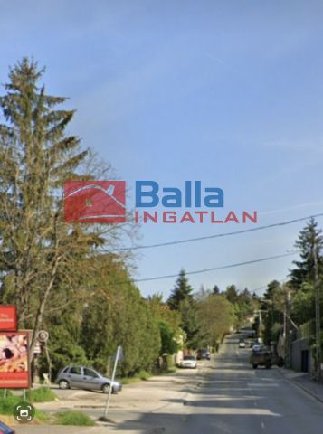 II. kerület (Máriaremete II/A.) - Máriaremetei út út:  210 m²-es üzlethelyiség utcai bejárattal   (350'000 ,- Ft)