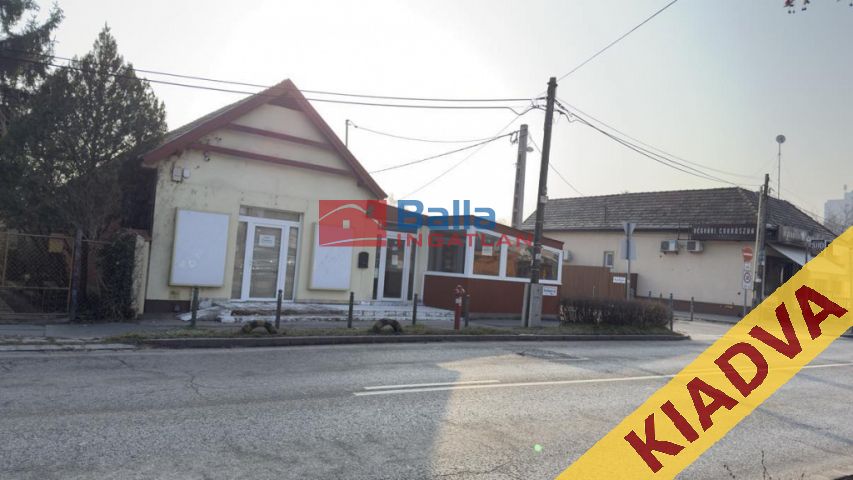 XVII. Kerület (Rákoskeresztúr) - Városközpontban lévő út:  227 m²-es üzlethelyiség utcai bejárattal   (180'000 ,- Ft)