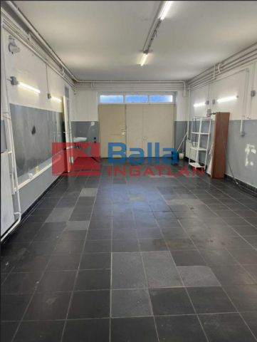 XX. Kerület (Erzsébetfalva) - Határ út:  62 m²-es üzlethelyiség utcai bejárattal   (700 ,- Ft)