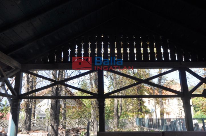 Piliscsaba - ELADÓ - BÉRBEADÓ Vendéglő Piliscsabán:  260 m&sup2;-es vendéglátó egység utcai bejárattal   (155'000'000 ,- Ft)