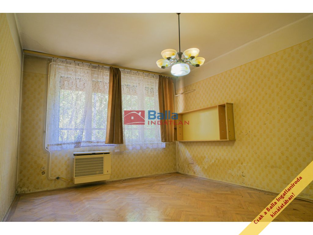 III. Kerület, Berend utca, 37 m²-es, társasházi lakás, 1 szobás