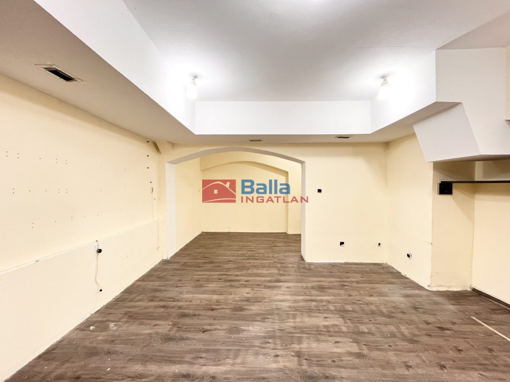 III. Kerület, Óbuda, 101 m²-es, egyéb iroda, jó állapotú