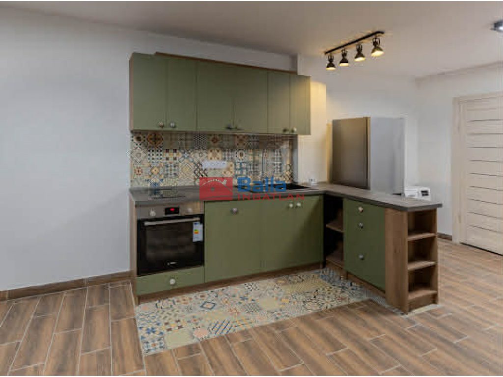 III. Kerület, Vörösvári út, 36 m²-es, társasházi lakás, 1 szobás
