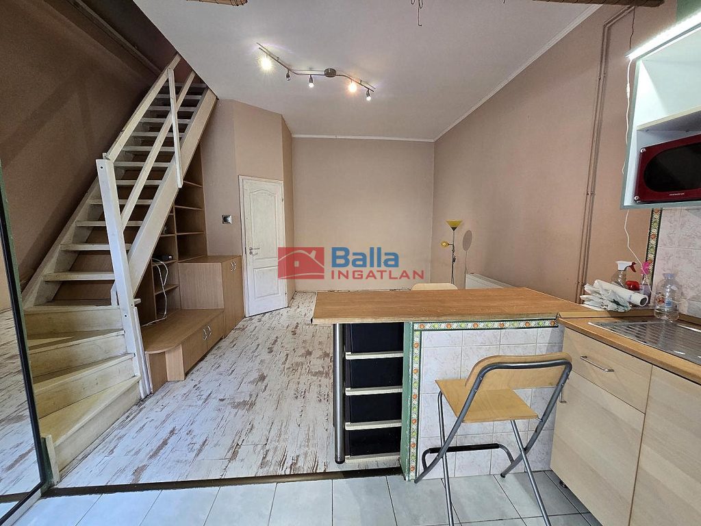 IV. Kerület, Thaly Kálmán utca, 39 m²-es, társasházi lakás, 2 szobás