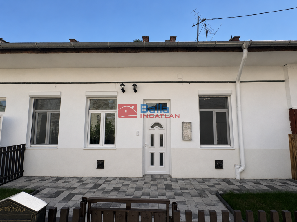 IV. Kerület, Tinódi utca, 39 m²-es, társasházi lakás, 2 szobás