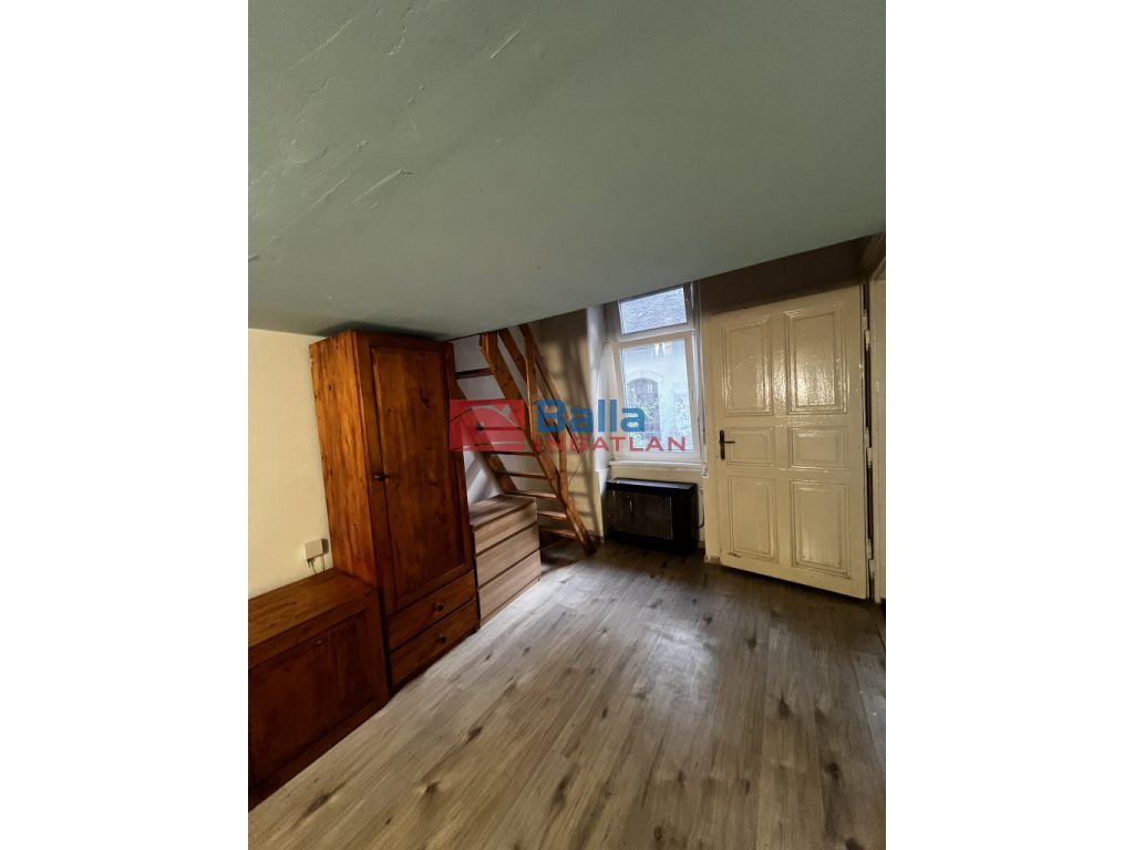 VII. Kerület, Dob utca, 25 m²-es, társasházi lakás, 1 szobás, átlagos állapotú