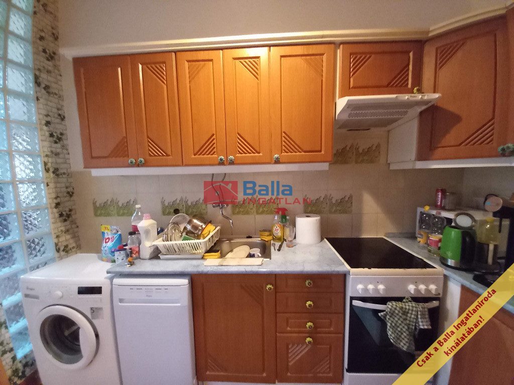 VII. Kerület, István utca, 41 m²-es, társasházi lakás, 1 szobás