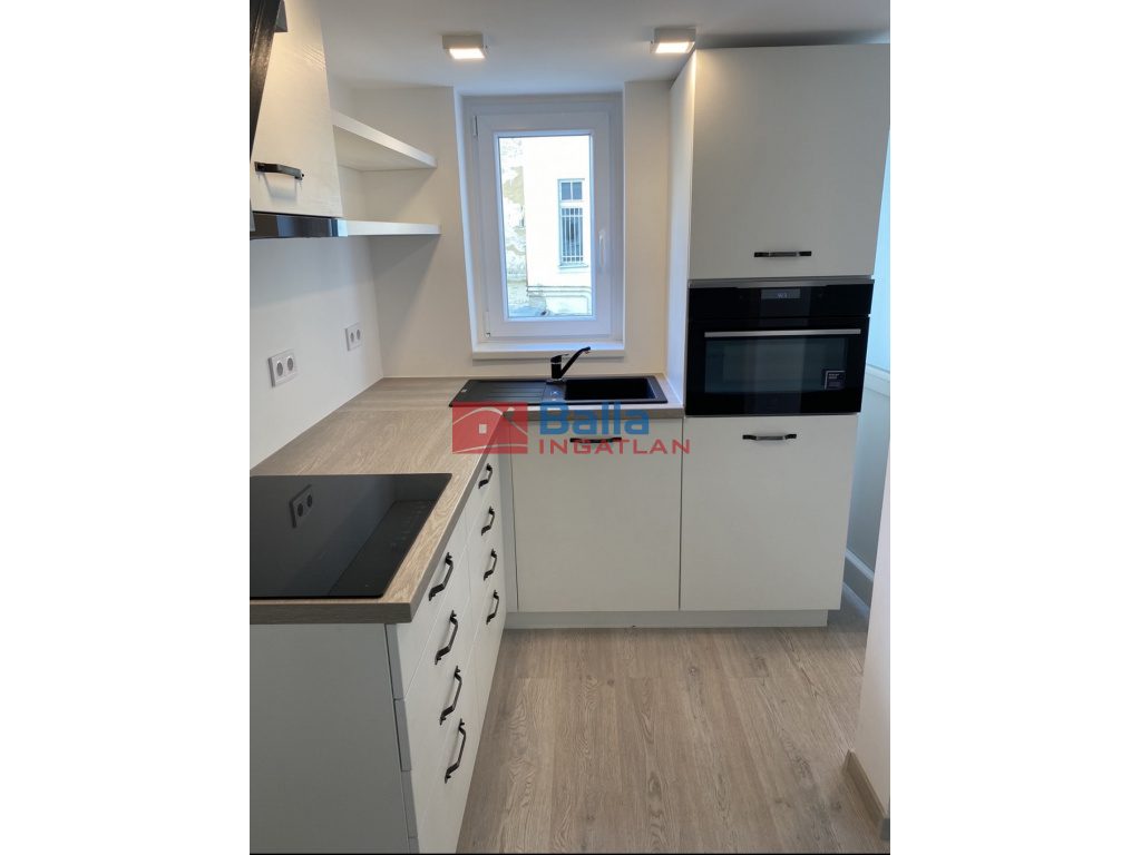 VII. Kerület, Szövetség utca, 23 m²-es, társasházi lakás, 1 szobás
