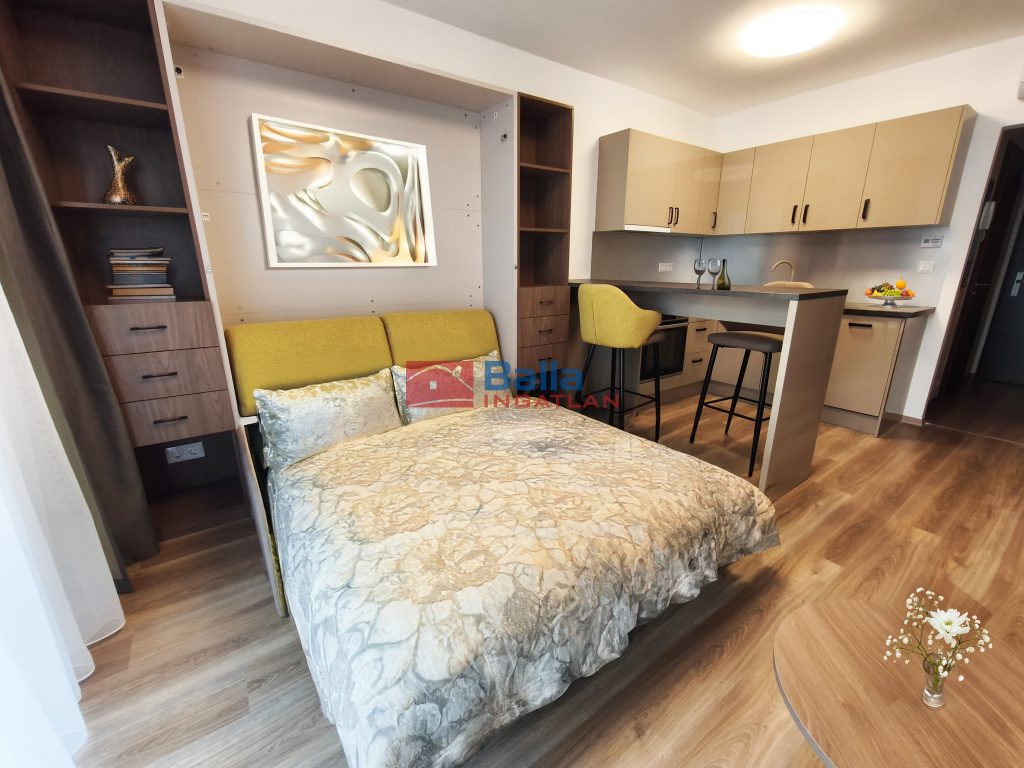 VIII. Kerület, Dankó utca, 28 m²-es, társasházi lakás, 1 szobás