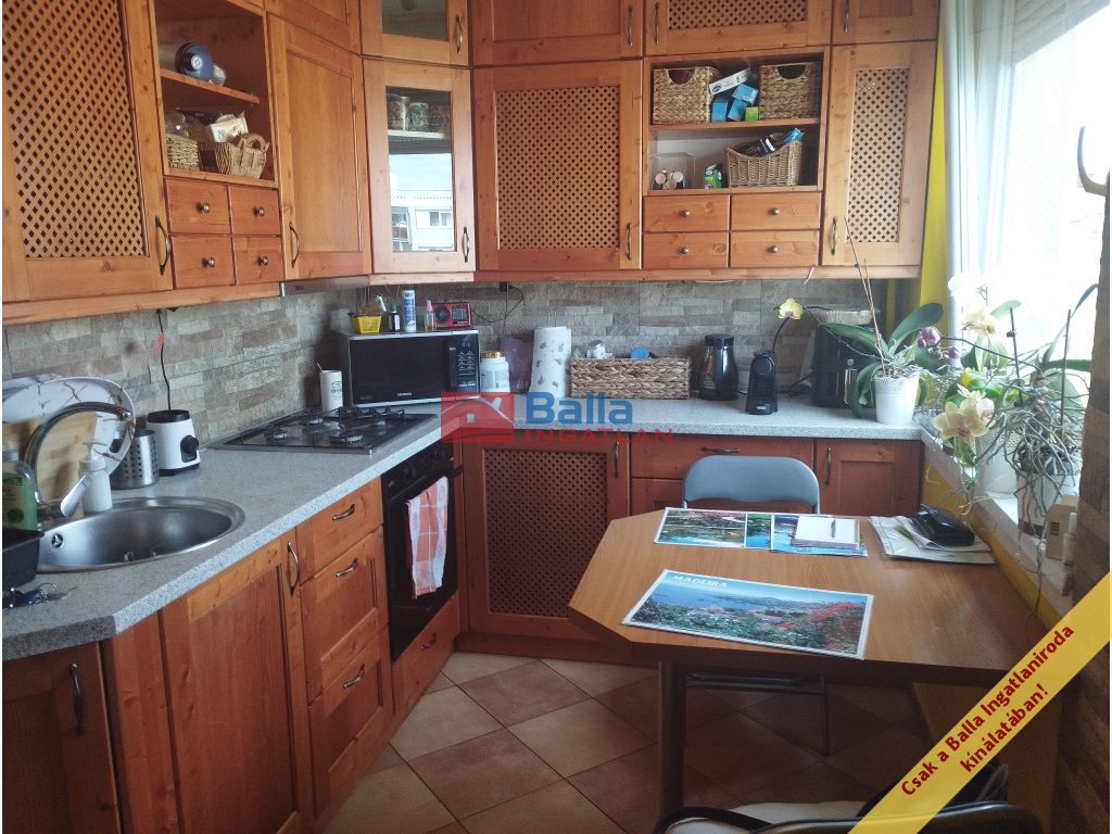 X. Kerület, Gőzmozdony utca, 68 m²-es, társasházi lakás, 3 szobás