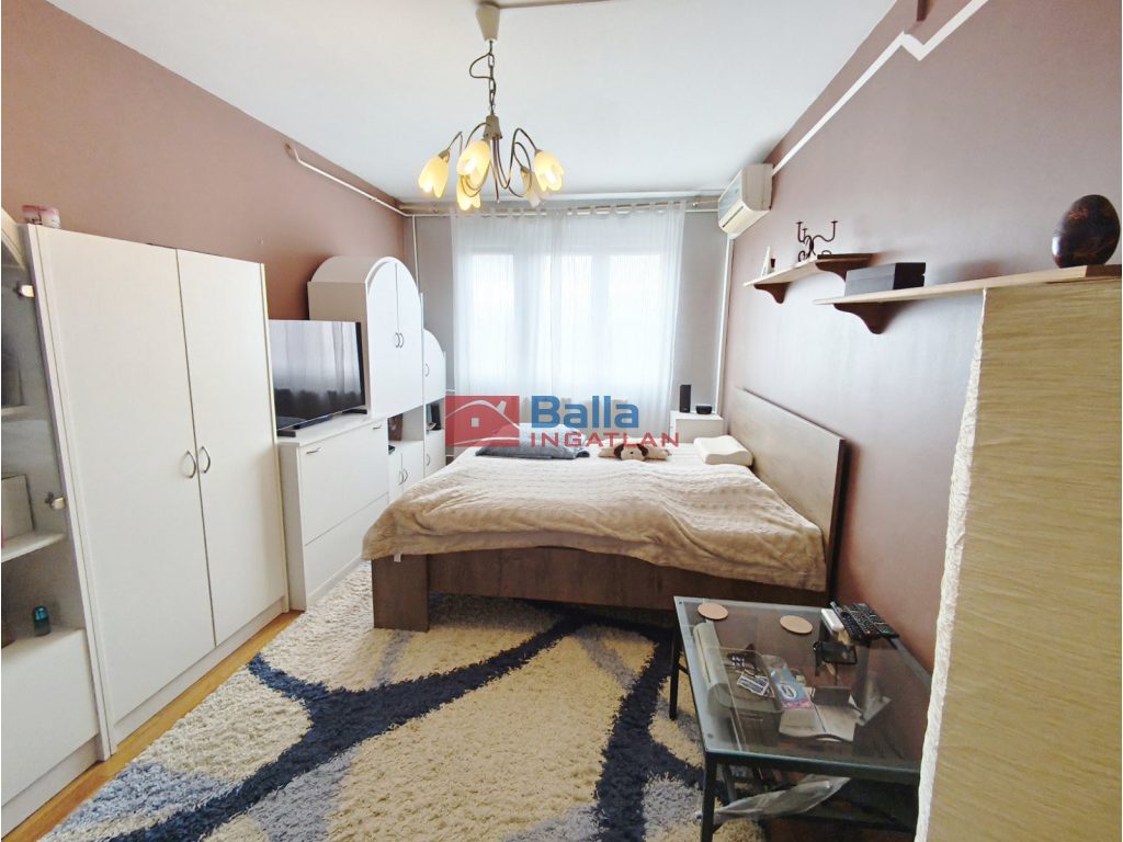 XIV. Kerület, Nagy Lajos király útja, 50 m²-es, társasházi lakás