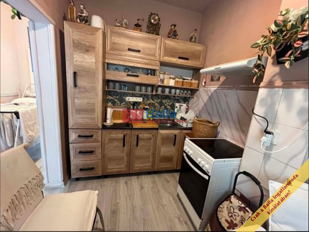 XIX. Kerület, KÖKI közeli utca, 43 m²-es, társasházi lakás, 1 szobás