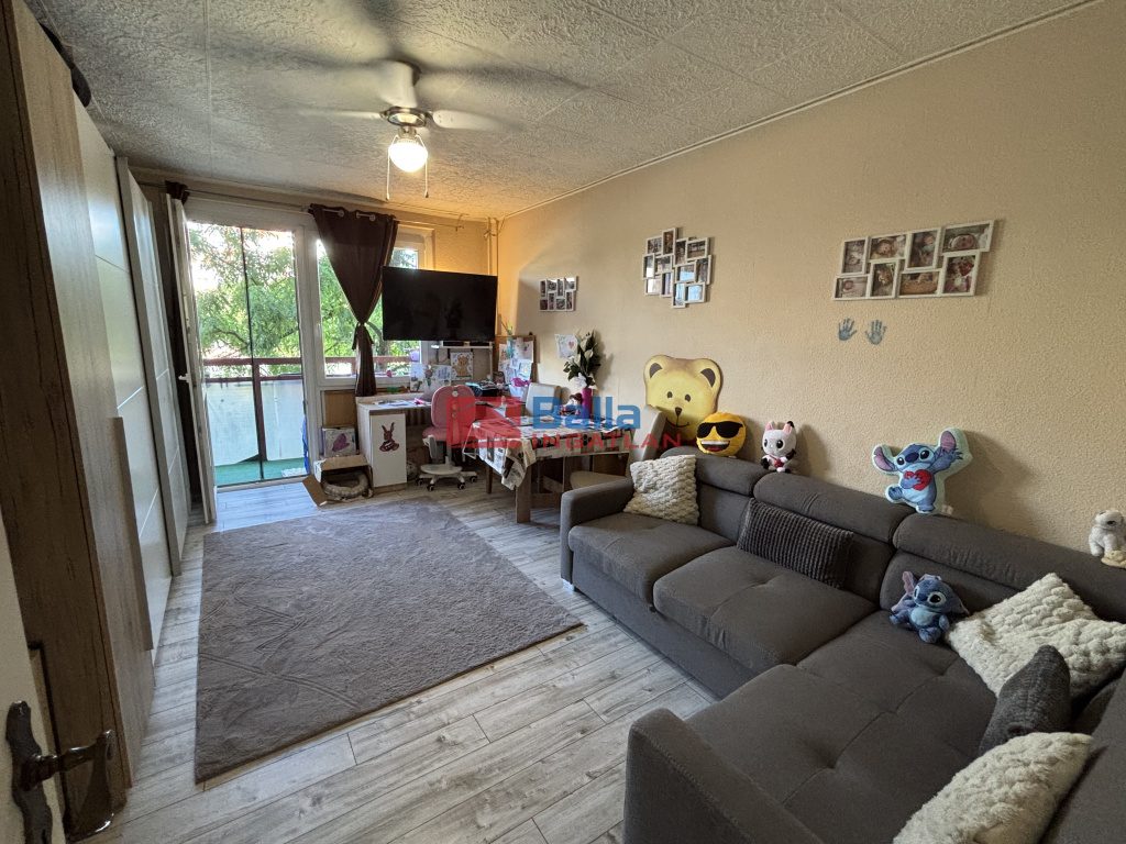 XIX. Kerület, Eötvös utca, 53 m²-es, társasházi lakás, 2 szobás